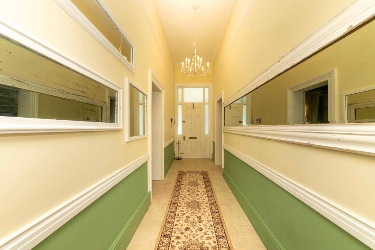 Amina Boutique Hotel ケープタウン エクステリア 写真