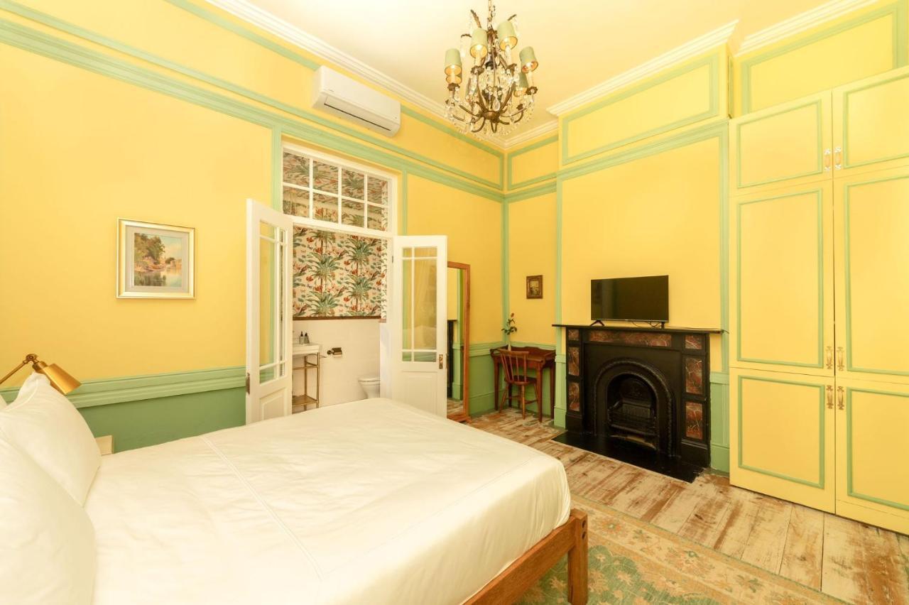 Amina Boutique Hotel ケープタウン エクステリア 写真